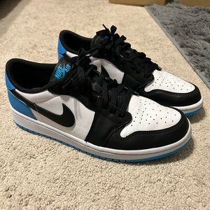 Jordan 1 low (Size 11.5W/9M)
